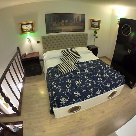 Hotel Ausonia Naples Luaran gambar
