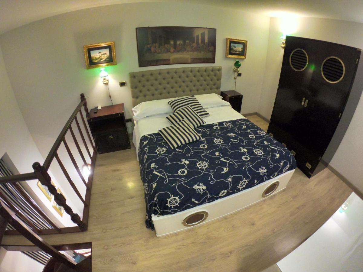 Hotel Ausonia Naples Luaran gambar