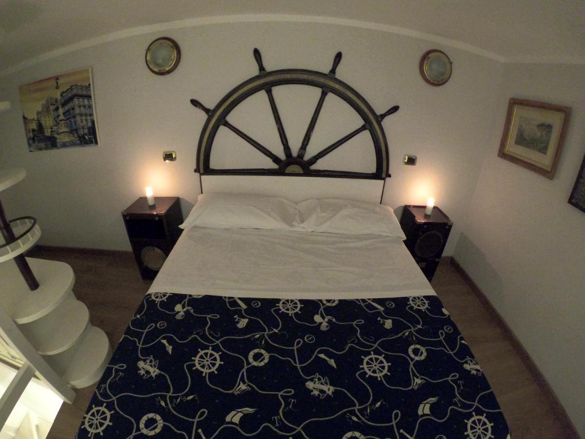 Hotel Ausonia Naples Luaran gambar
