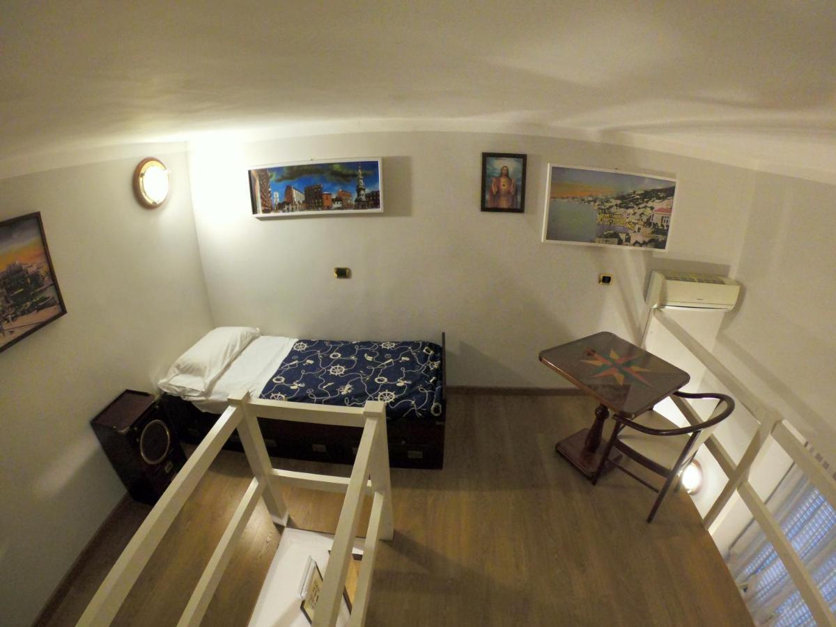 Hotel Ausonia Naples Luaran gambar