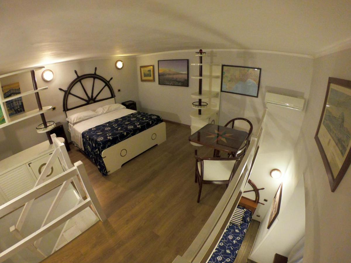 Hotel Ausonia Naples Luaran gambar